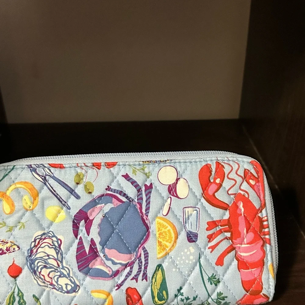 Vera Bradley Seafood Boil Print Quilted Pouch - Navy with Red - Picture 2 of 4